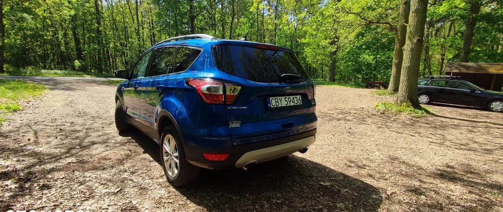 Ford Kuga cena 66800 przebieg: 129000, rok produkcji 2018 z Sucha Beskidzka małe 67